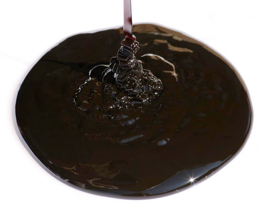 Pool of molasses/treacle