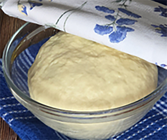 pate folle, almond pastry, resting part covered in a bowl