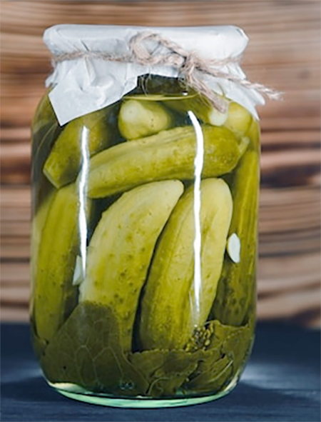 Single jar containing augurken, Dutch lunch pickles