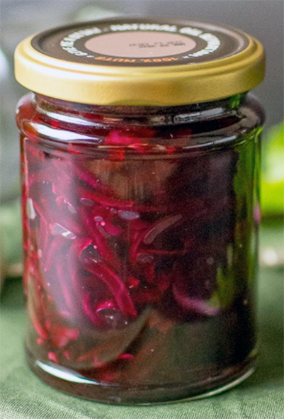 Sliced pickled beetroot in a jar